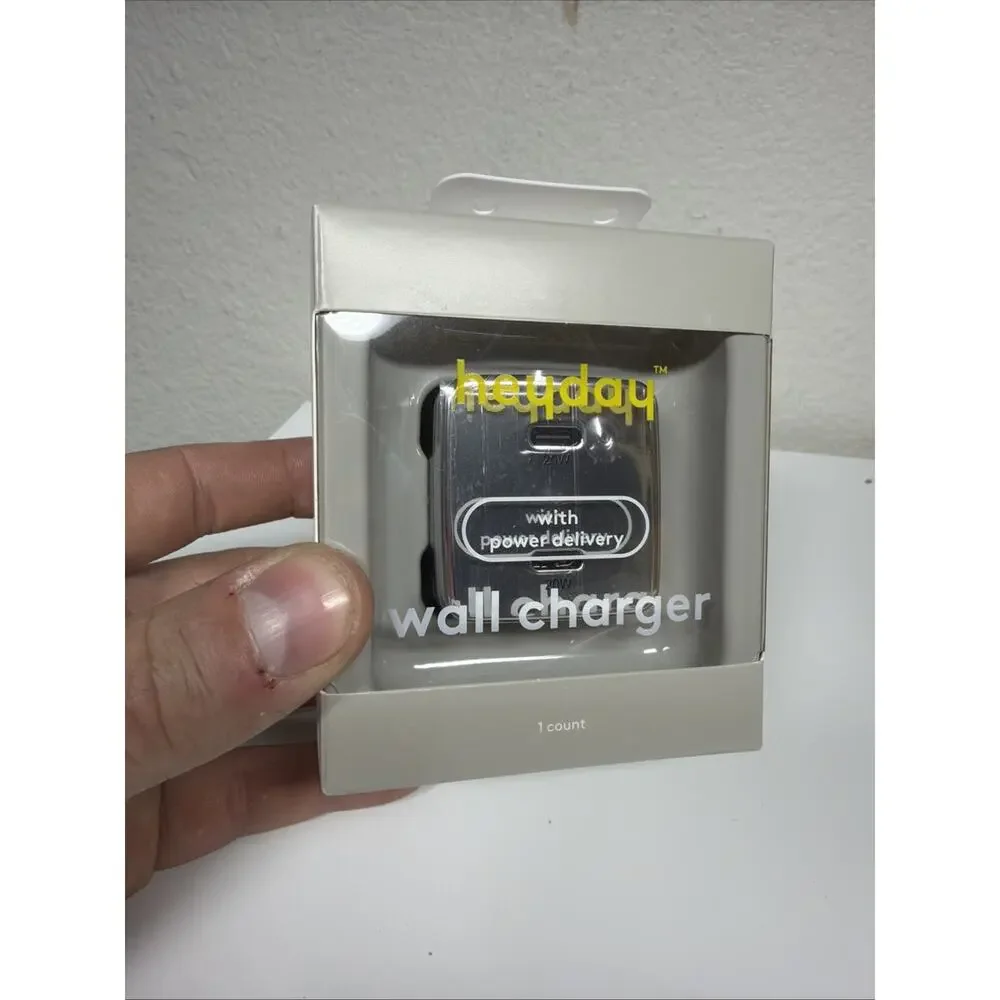 heyday 2-Port 20W USB-C Wall Charger (Chrome) New.